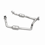 MagnaFlow 447378 carb direct-fit catalytic converter, side view of the turntable spin