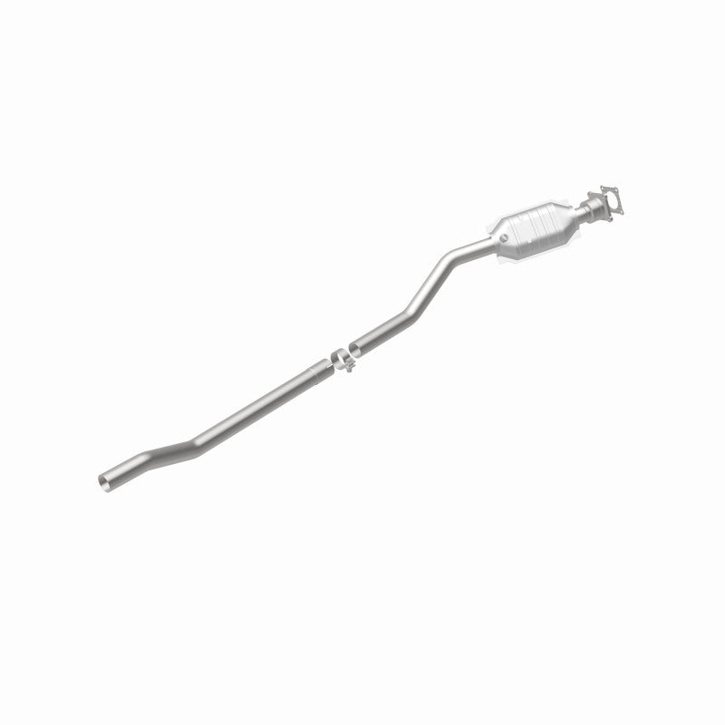 MagnaFlow 93273 hm grade direct-fit catalytic converter, rear view of the turntable spin