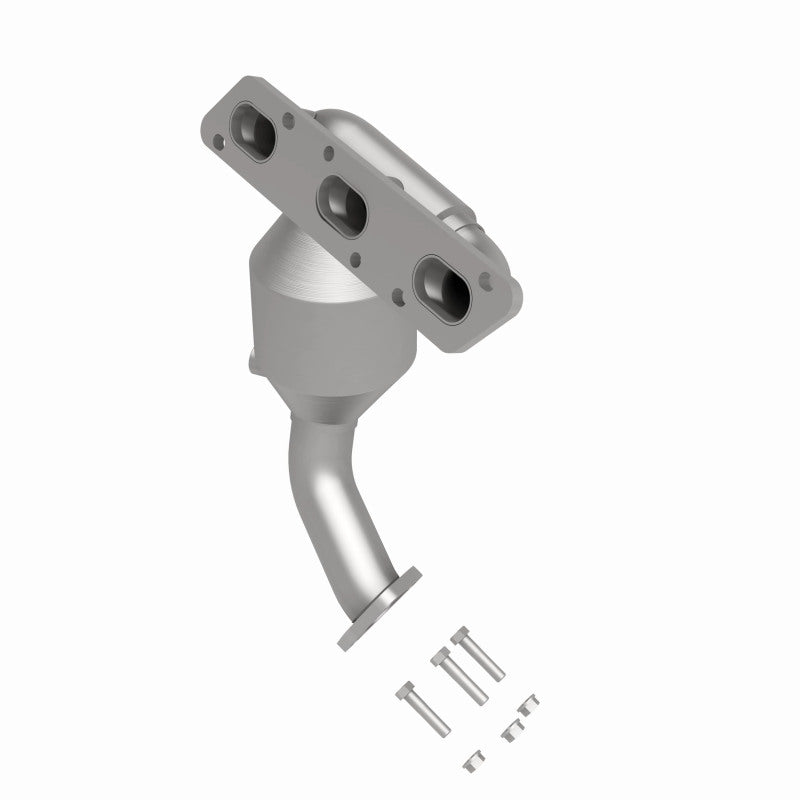 MagnaFlow 49312 oem grade manifold converter, rear view of the turntable spin