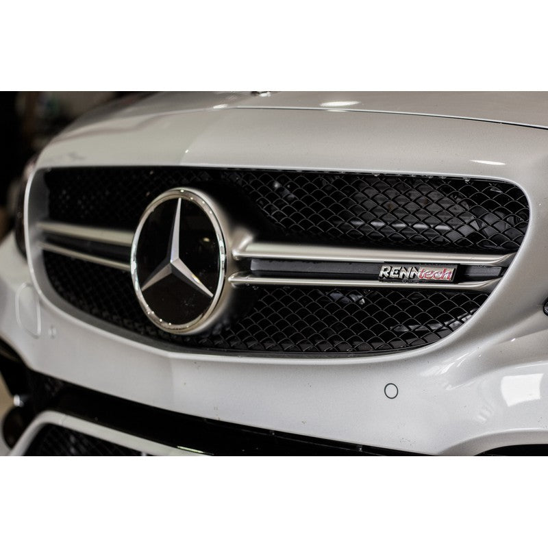 Front grille of a silver Mercedes with the package fitted - RennTech R1 Performance Package for the 2015-2021 C 63 S AMG