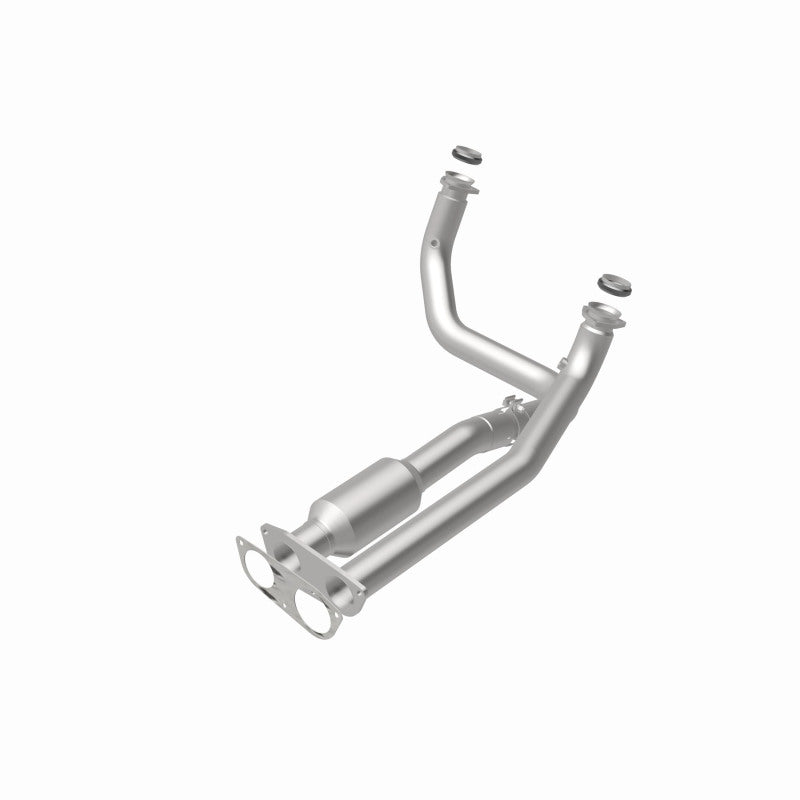 MagnaFlow 95470 hm grade direct-fit catalytic converter, rear view of the turntable spin
