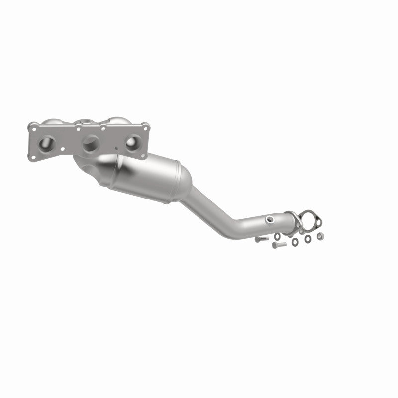 MagnaFlow 50290 hm grade manifold converter, front three-quarter view of the turntable spin