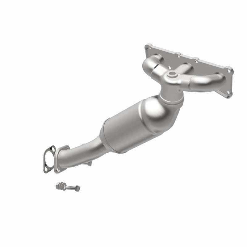 MagnaFlow 50291 hm grade manifold converter, opposite rear three-quarter view of the turntable spin