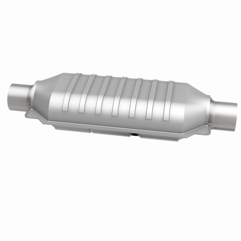 MagnaFlow 99509HM universal catalytic converter, side view of the turntable spin