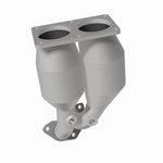 MagnaFlow 23549 hm grade direct-fit catalytic converter, opposite side view of the turntable spin
