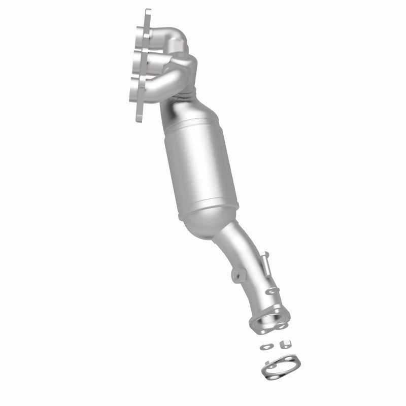 MagnaFlow 5531226 carb manifold converter, rear three-quarter view of the turntable spin