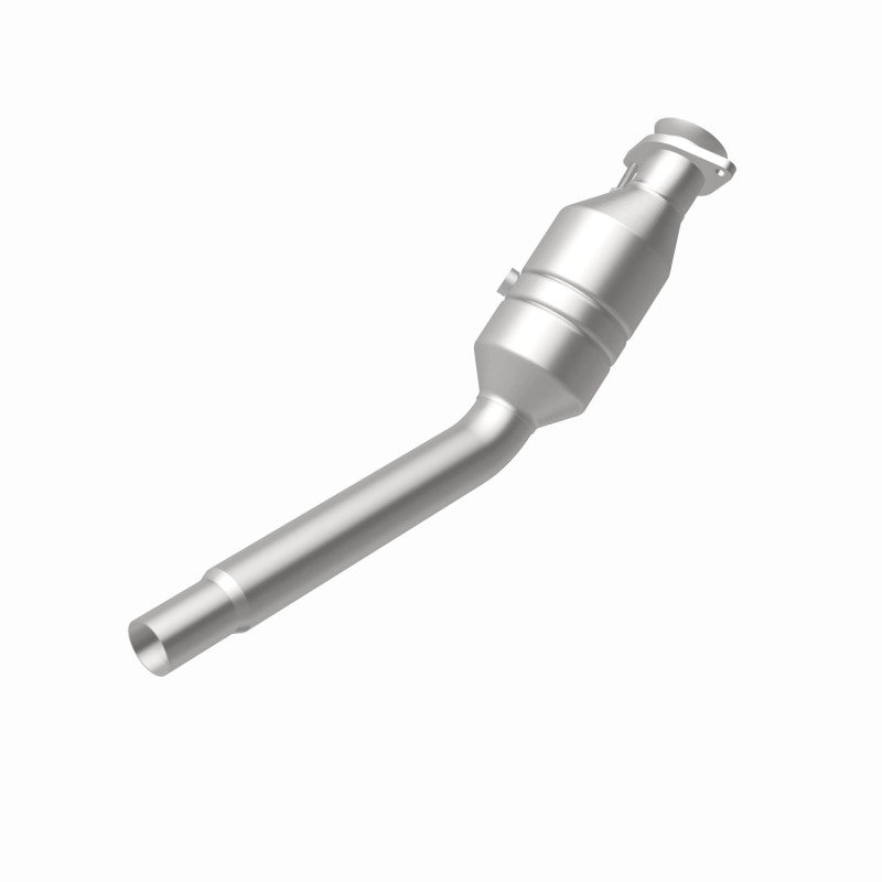 MagnaFlow 52069 oem grade direct-fit catalytic converter, rear view of the turntable spin