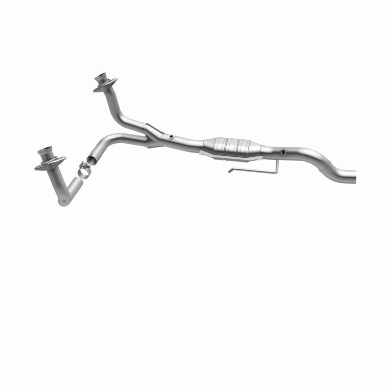 MagnaFlow 24437 hm grade direct-fit catalytic converter, side view of the turntable spin
