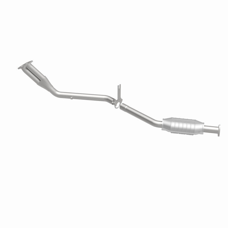MagnaFlow 23551 epa direct-fit catalytic converter, side view of the turntable spin