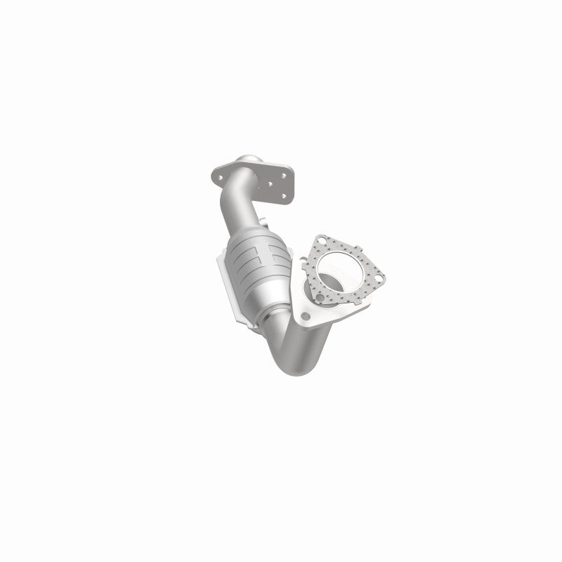 MagnaFlow 23470 hm grade direct-fit catalytic converter, opposite side view of the turntable spin
