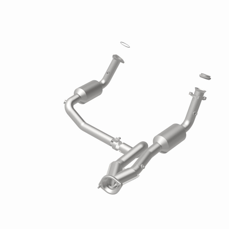 MagnaFlow 4451419 carb direct-fit catalytic converter, rear view of the turntable spin