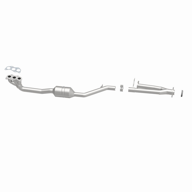MagnaFlow 52202 oem grade manifold converter, side view of the turntable spin