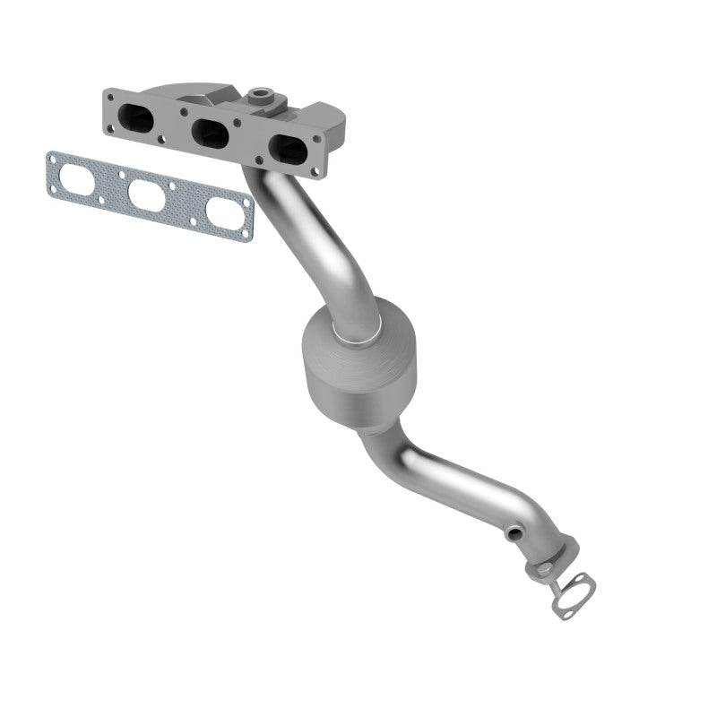 MagnaFlow 50175 hm grade manifold converter, side view of the turntable spin
