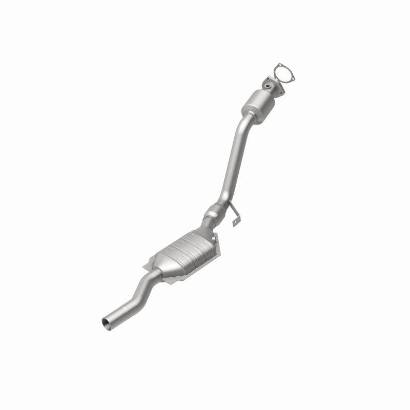 MagnaFlow 23719 hm grade direct-fit catalytic converter, rear view of the turntable spin