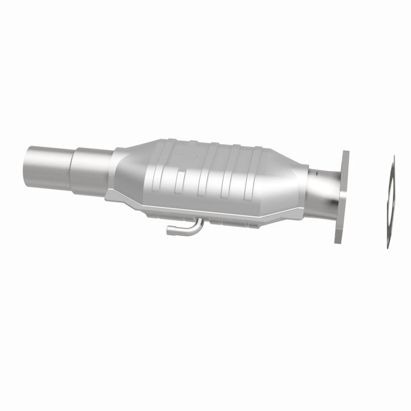 MagnaFlow 93439 epa direct-fit catalytic converter, side view of the turntable spin