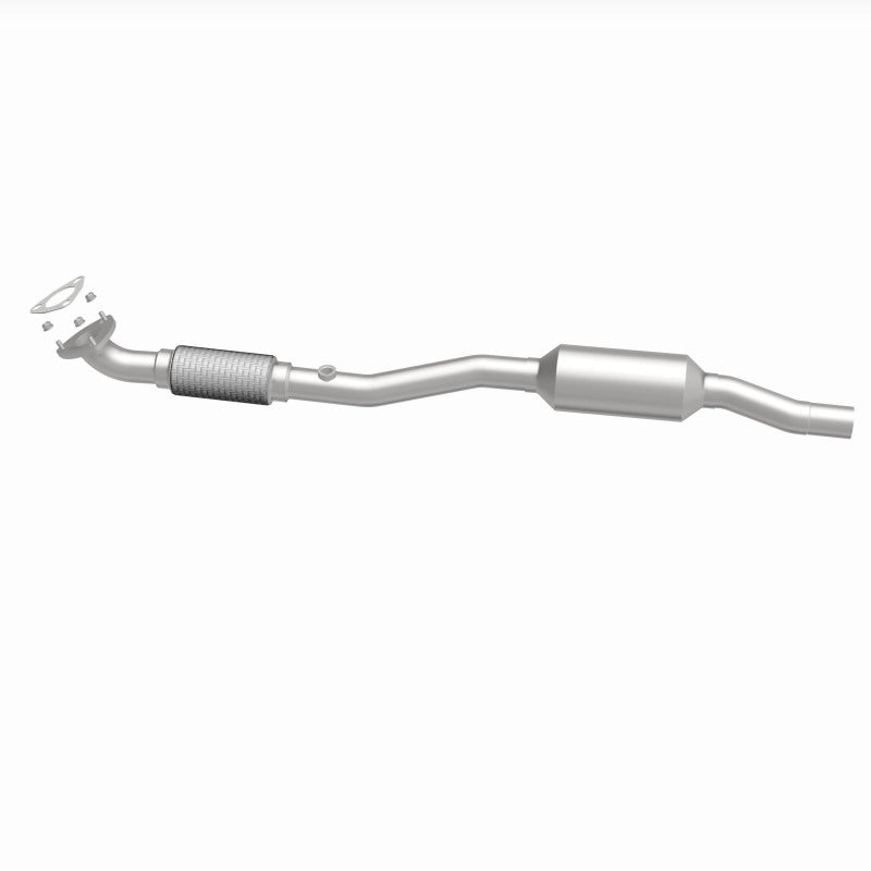 MagnaFlow 52475 oem grade direct-fit catalytic converter, side view of the turntable spin