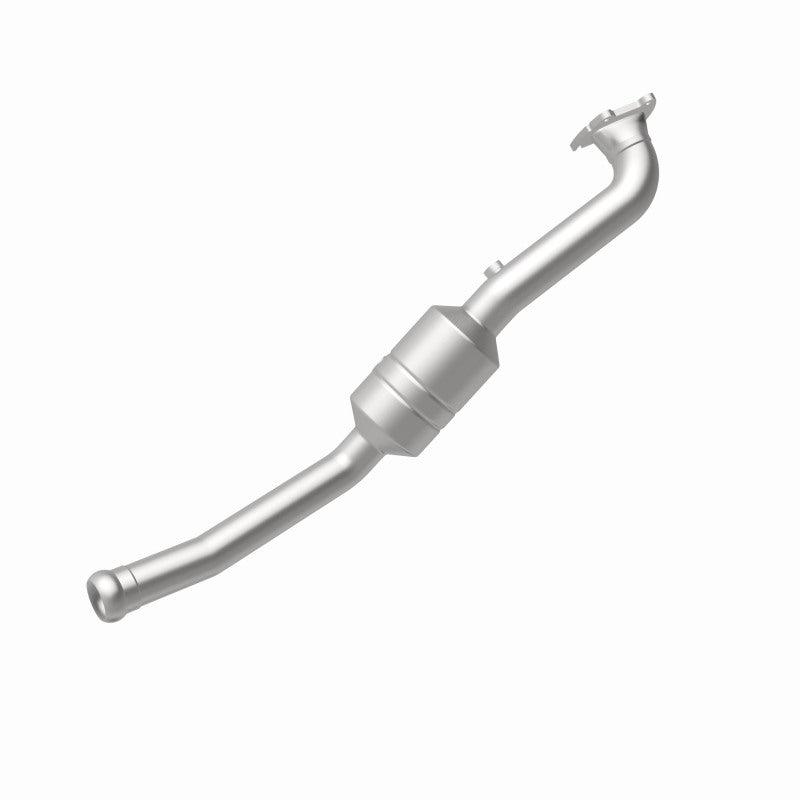 MagnaFlow 5551737 carb direct-fit catalytic converter, rear view of the turntable spin