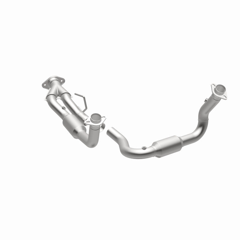 MagnaFlow 49686 oem grade direct-fit catalytic converter, opposite side view of the turntable spin