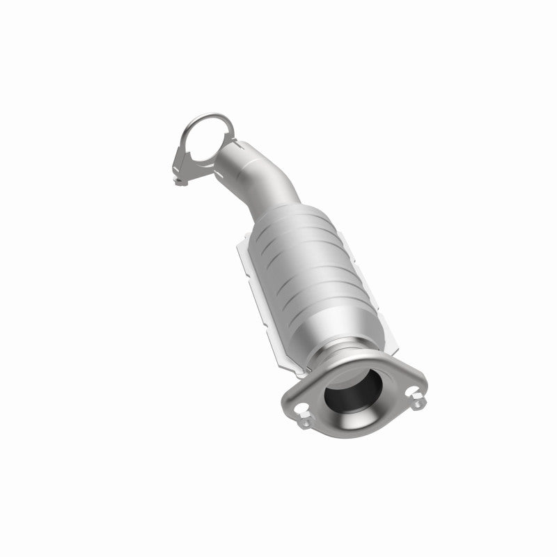 MagnaFlow 23084 hm grade direct-fit catalytic converter, opposite side view of the turntable spin