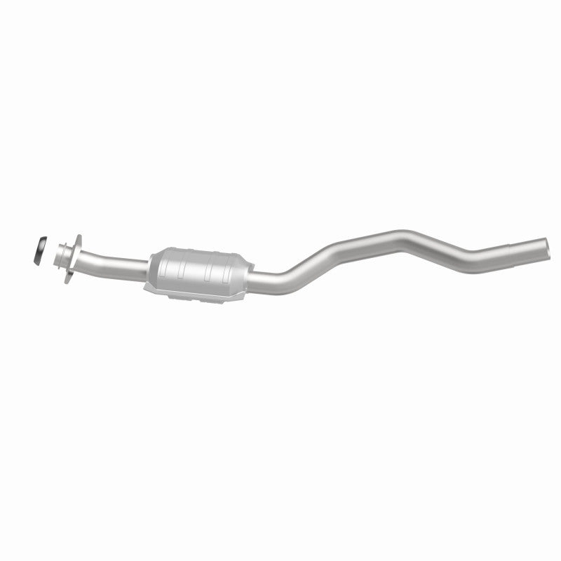 MagnaFlow 23252 epa direct-fit catalytic converter, side view of the turntable spin