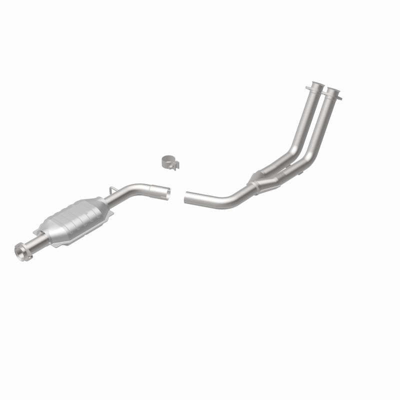MagnaFlow 23846 epa direct-fit catalytic converter, rear view of the turntable spin