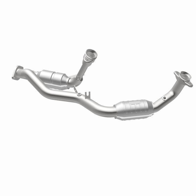 MagnaFlow 444033 carb direct-fit catalytic converter, opposite rear three-quarter view of the turntable spin