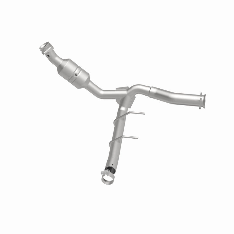 MagnaFlow 5551139 carb direct-fit catalytic converter, side view of the turntable spin