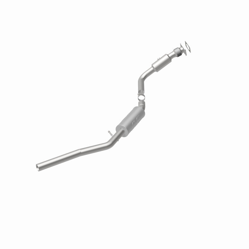 MagnaFlow 5551510 carb direct-fit catalytic converter, rear view of the turntable spin