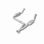 MagnaFlow 93603 hm grade direct-fit catalytic converter, rear view of the turntable spin