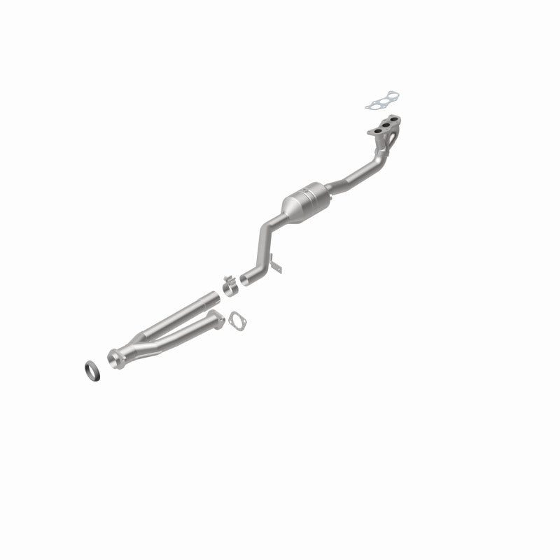 MagnaFlow 52202 oem grade manifold converter, rear view of the turntable spin