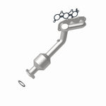 MagnaFlow 452721 carb manifold converter, rear view of the turntable spin