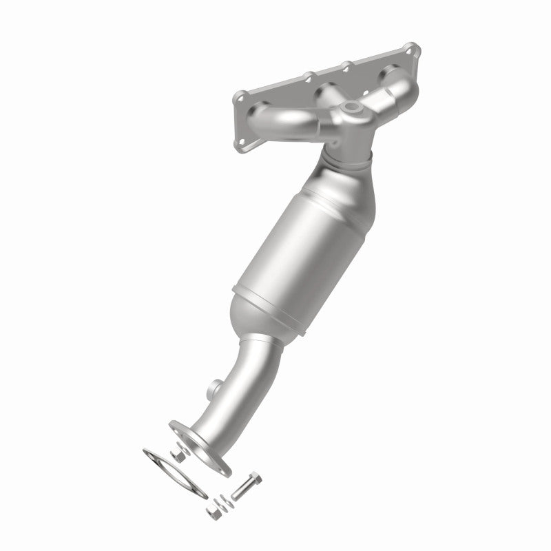 MagnaFlow 5531763 carb manifold converter, rear view of the turntable spin