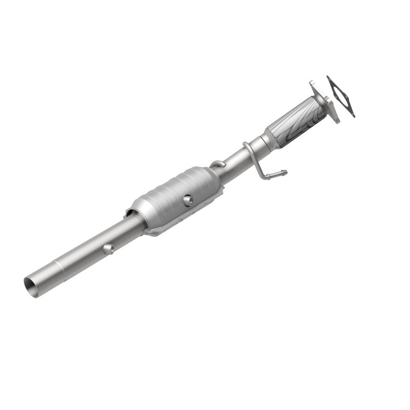 MagnaFlow 24333 hm grade direct-fit catalytic converter, rear view of the turntable spin