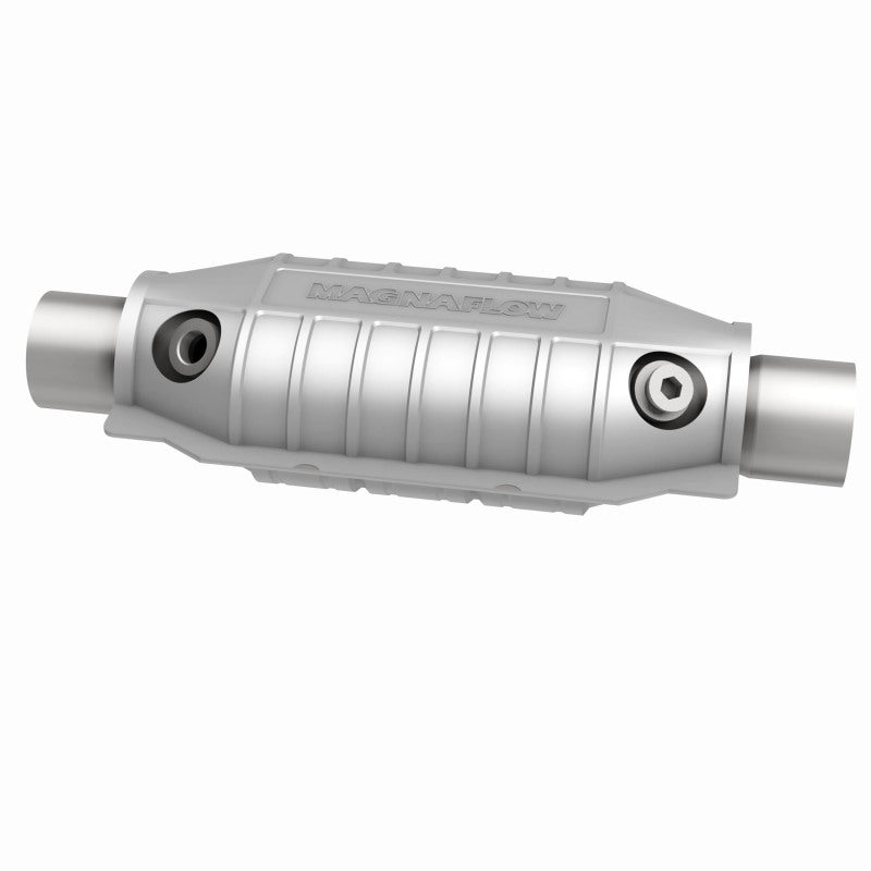 MagnaFlow 441064 universal catalytic converter, side view of the turntable spin