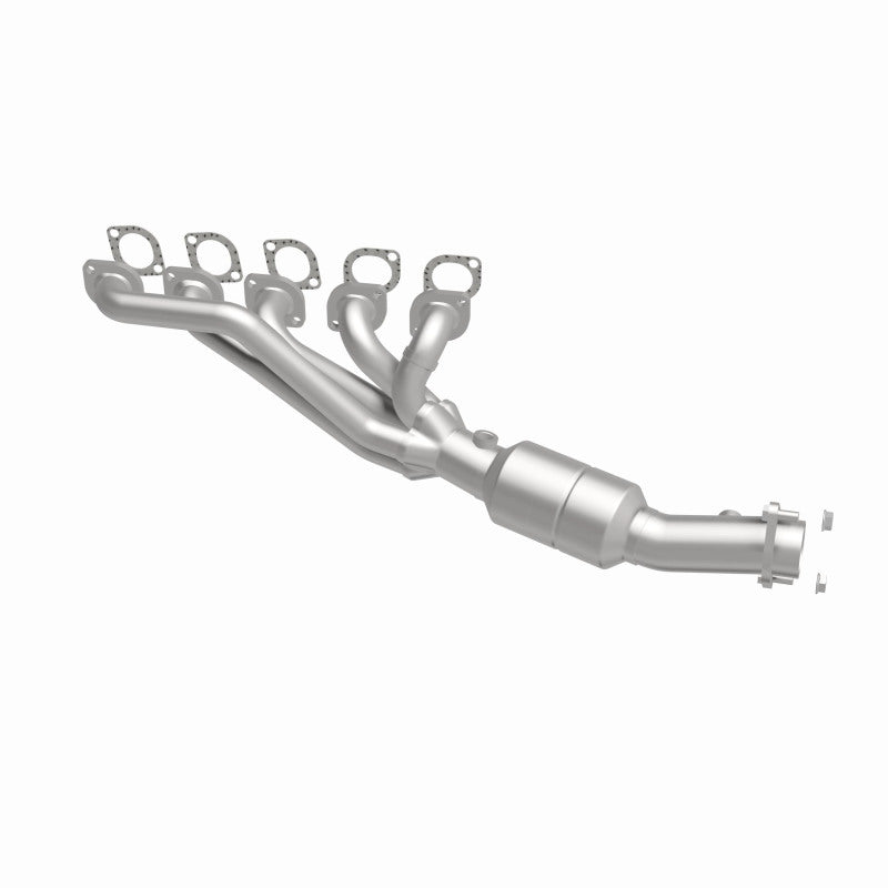 MagnaFlow 49804 oem grade manifold converter, side view of the turntable spin