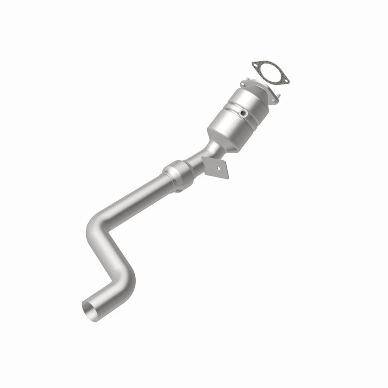 MagnaFlow 52224 oem grade direct-fit catalytic converter, rear view of the turntable spin