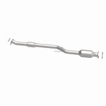 MagnaFlow 93355 hm grade direct-fit catalytic converter, side view of the turntable spin