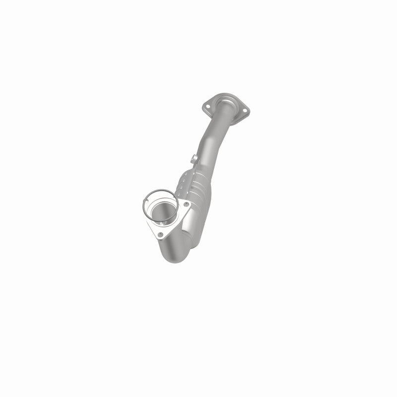MagnaFlow 24083 hm grade direct-fit catalytic converter, side view of the turntable spin