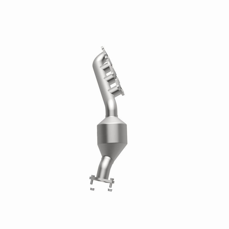 MagnaFlow 49339 oem grade manifold converter, opposite side view of the turntable spin