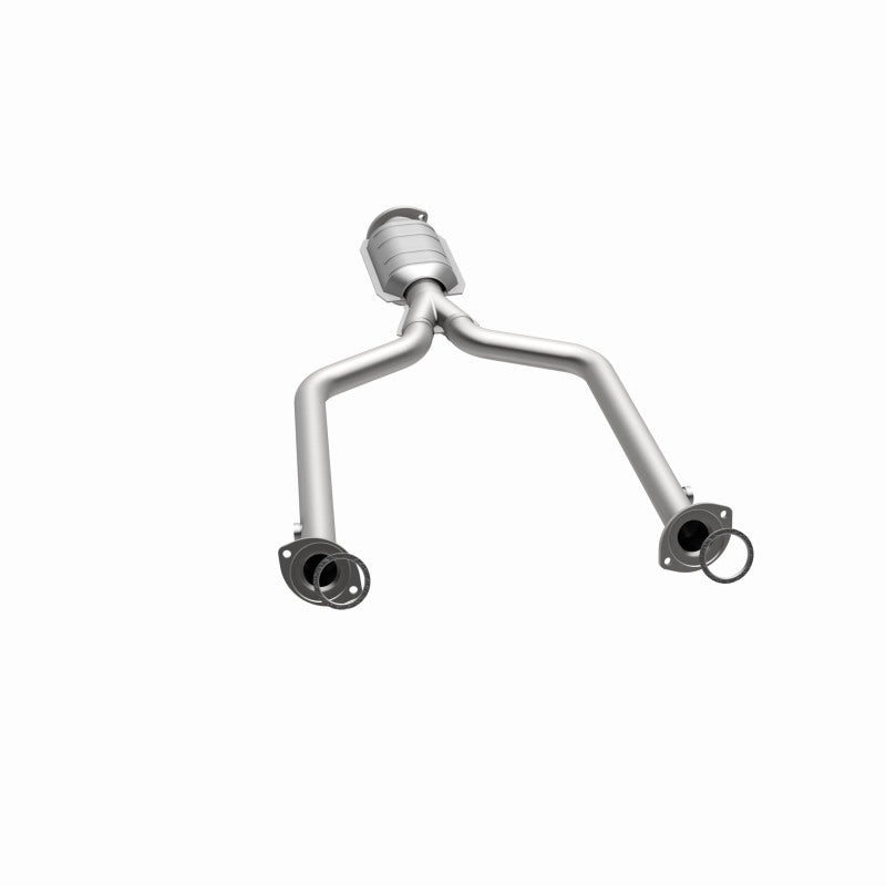 MagnaFlow 49085 oem grade direct-fit catalytic converter, opposite side view of the turntable spin