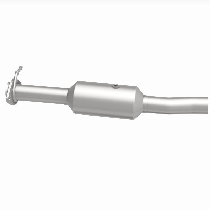 MagnaFlow 280434 oem grade direct-fit catalytic converter, side view of the turntable spin