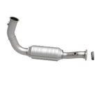 MagnaFlow 93383 hm grade direct-fit catalytic converter, side view of the turntable spin