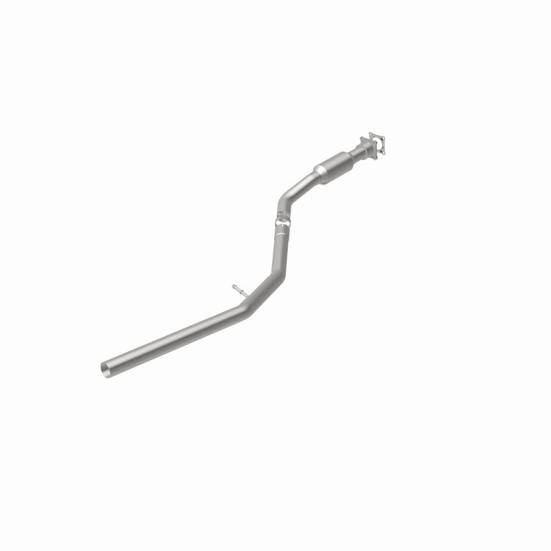 MagnaFlow 93202 hm grade direct-fit catalytic converter, rear view of the turntable spin