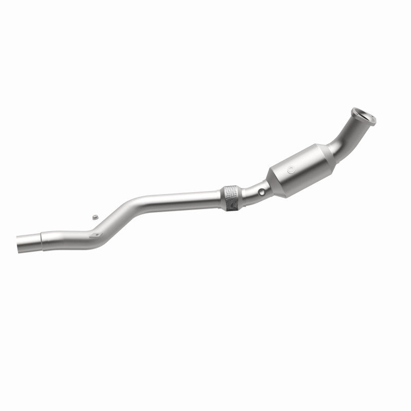 MagnaFlow 49240 oem grade direct-fit catalytic converter, opposite side view of the turntable spin