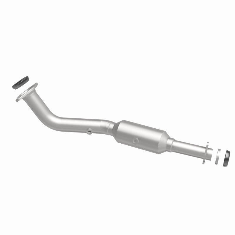 MagnaFlow 23334 hm grade direct-fit catalytic converter, side view of the turntable spin