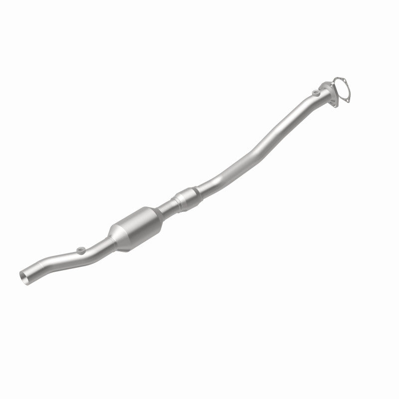 MagnaFlow 5461400 carb direct-fit catalytic converter, rear view of the turntable spin