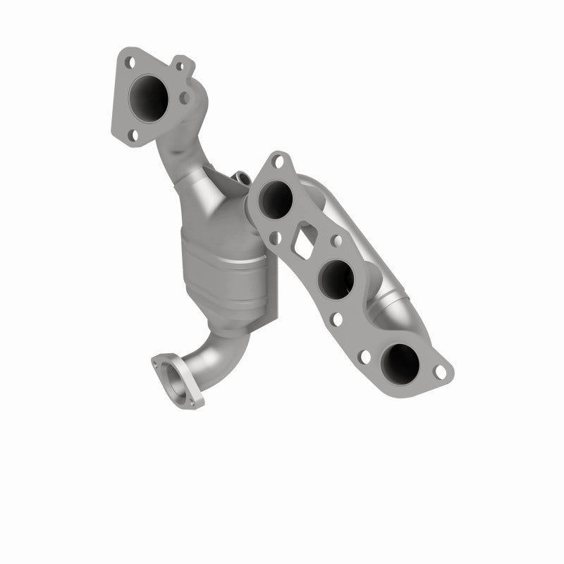 MagnaFlow 49536 oem grade manifold converter, rear view of the turntable spin