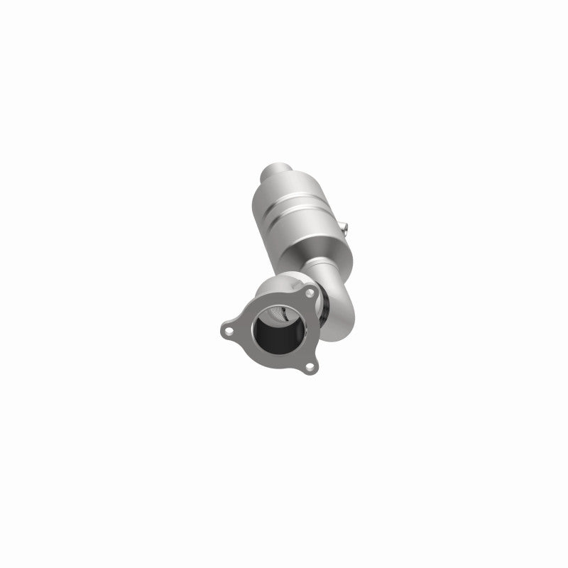 MagnaFlow 93290 hm grade direct-fit catalytic converter, opposite side view of the turntable spin