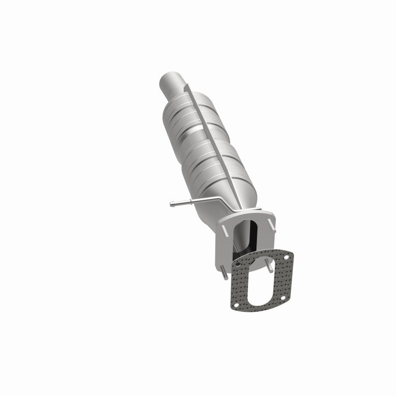 MagnaFlow 24161 hm grade direct-fit catalytic converter, opposite side view of the turntable spin