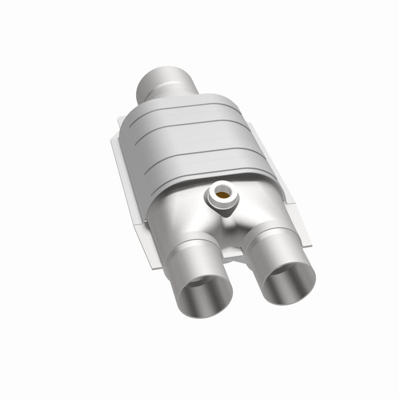 MagnaFlow 99047HM universal catalytic converter, opposite side view of the turntable spin